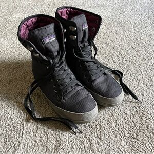 Patagonia Women's Black Lace-Up Boots
